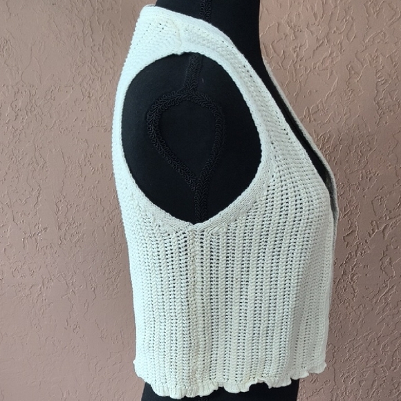 Cotton On White Shrug with Ribbed Knit and Open Front Size Small - Picture 5 of 10